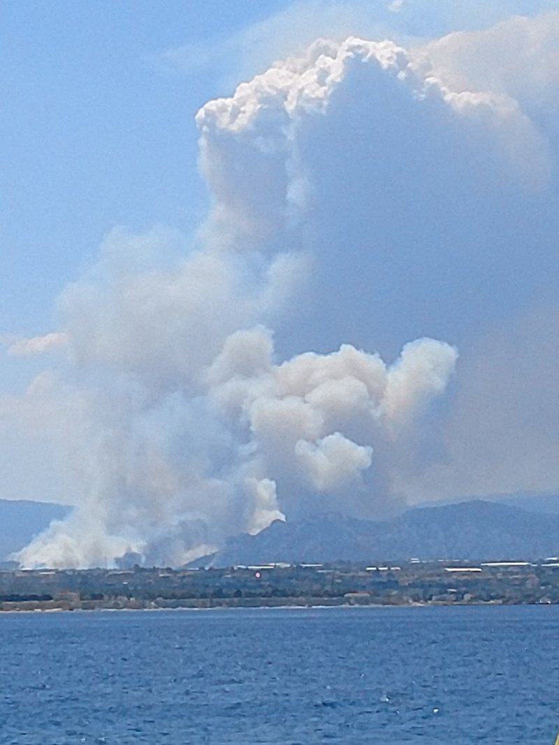 φωτιά Κεχριές Κορινθίας