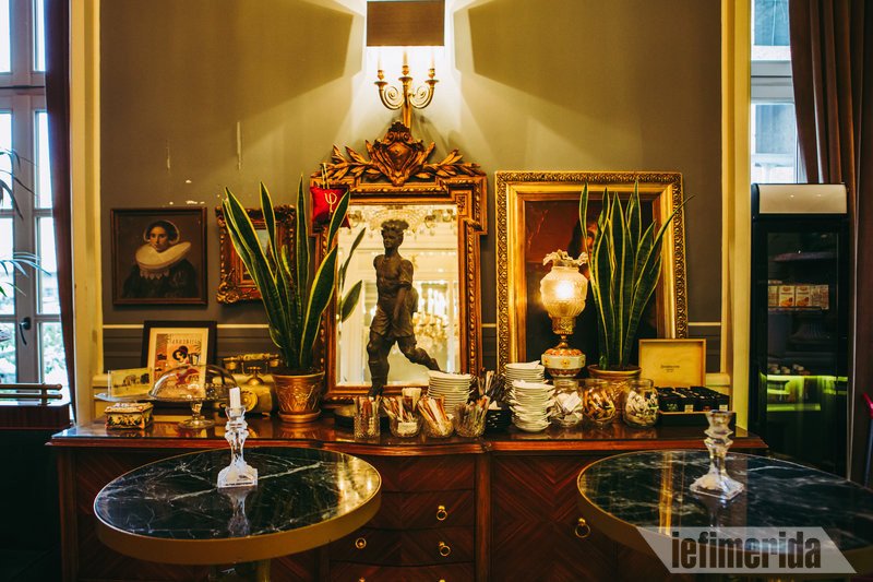 Διακόσμηση του Foyer Café Bistrot