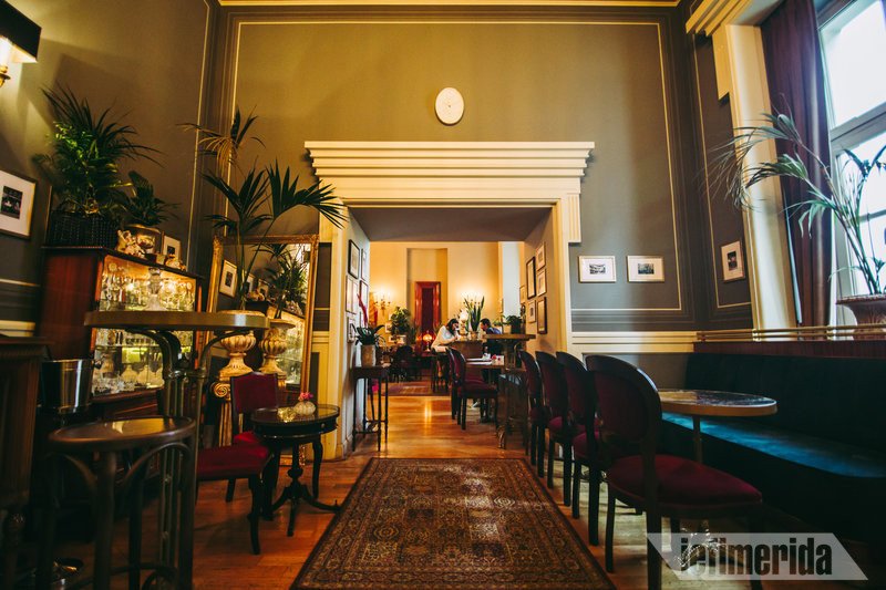 Οι χώροι του Foyer Café Bistrot