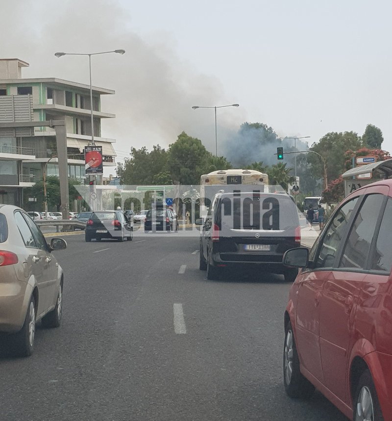 Ανάμεσα σε πρατήριο υγρών καυσίμων και του πρώην αεροδρομίου ξέσπασε η φωτιά