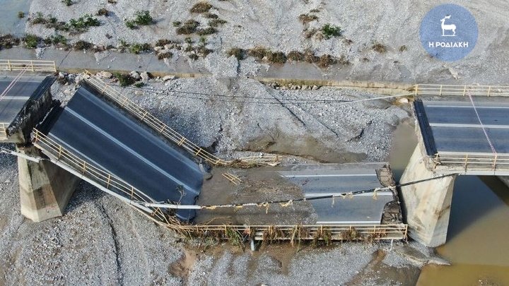 Η γέφυρα στη Ρόδο που δεν άντεξε από την κακοκαιρία