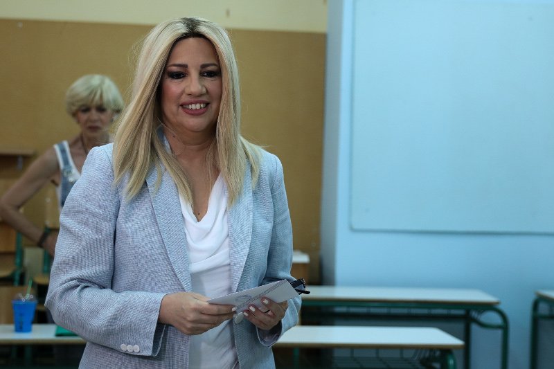 Η Φώφη Γεννηματά κατά την άσκηση του εκλογικού της δικαιώματος