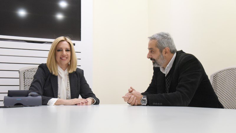  Η Φώφη Γεννηματά μιλά στον Αγγελο Μόσχοβα και στο iefimerida.gr