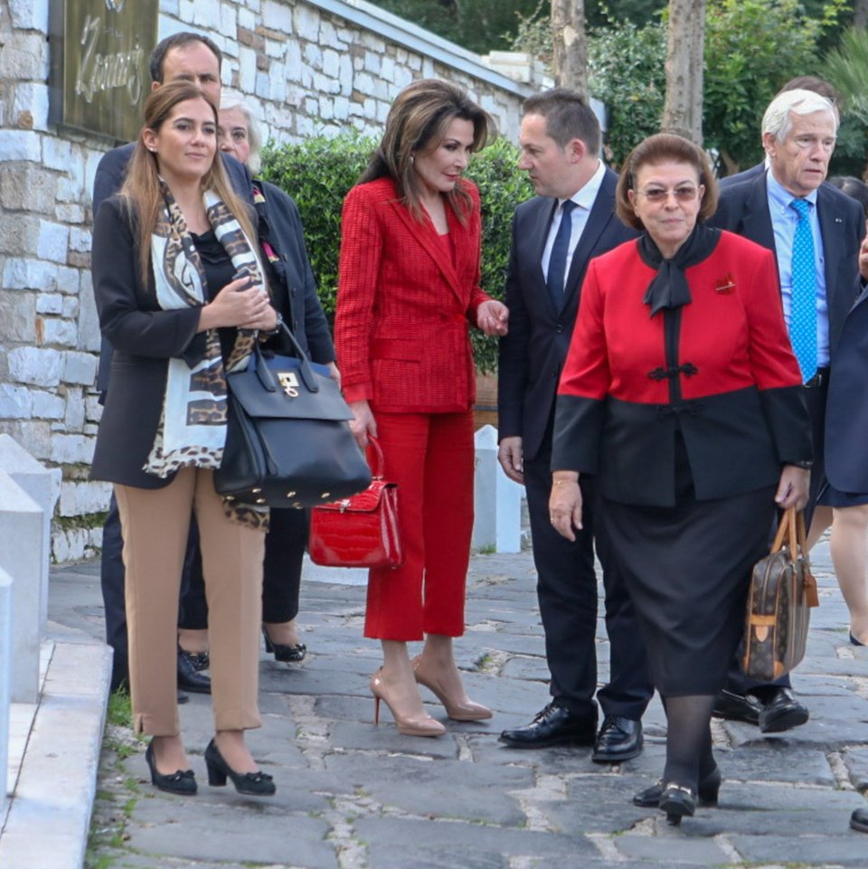 Γιάννα Αγγελοπούλου, Λίνα Μενδώνη, Στέλιος Πέτσας
