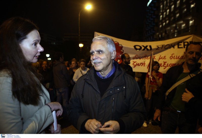 Ο Γιάννης Μπαλάφας στην πορεία με τοπ μπλοκ του ΣΥΡΙΖΑ / Φωτογραφία: INTIME NEWS