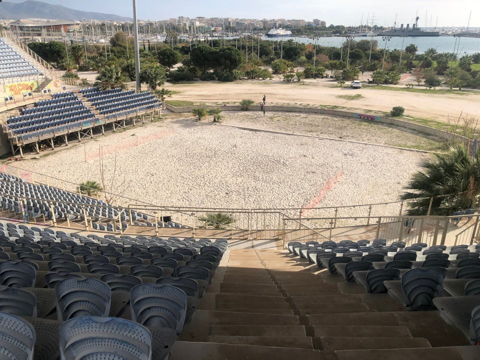 Πανοραμική εικόνα του γηπέδου beach volley