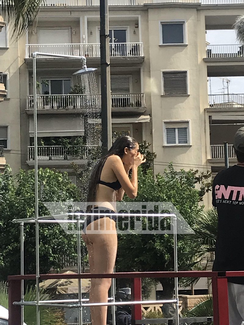 Δοκιμασία σε κοινή θέα στο κέντρο της Αθήνας για τις παίκτριες του GNTM