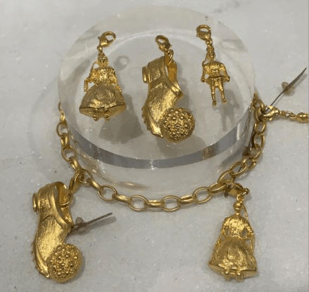 Τα γούρια στο Πωλητήριο του Μουσείου Κυκλαδικής Τέχνης