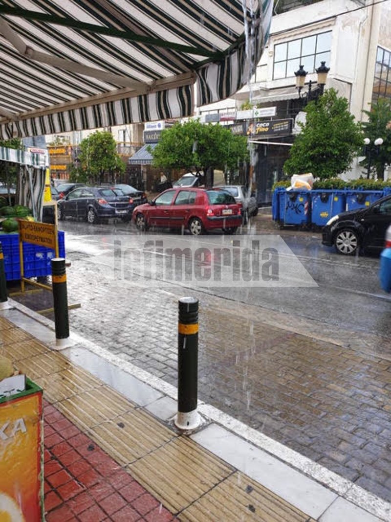 Μεγάλη ένταση της βροχής στο Χολαργό