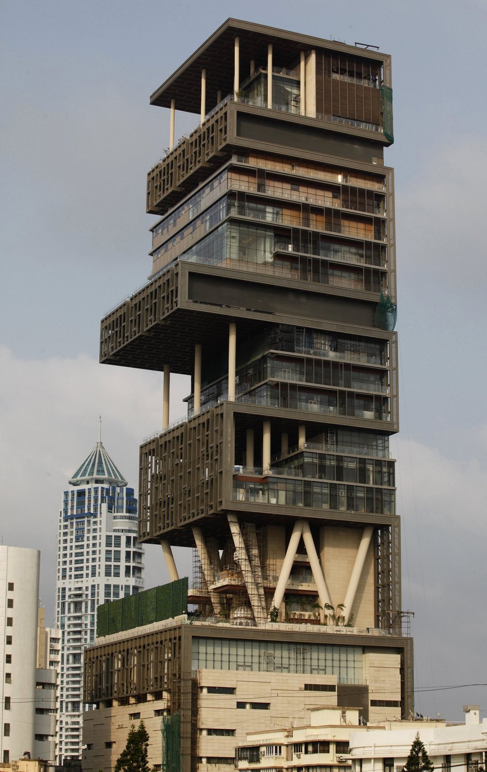 H έπαυλη Antilia του Μουκές Αμπάνι στη Βομβάη
