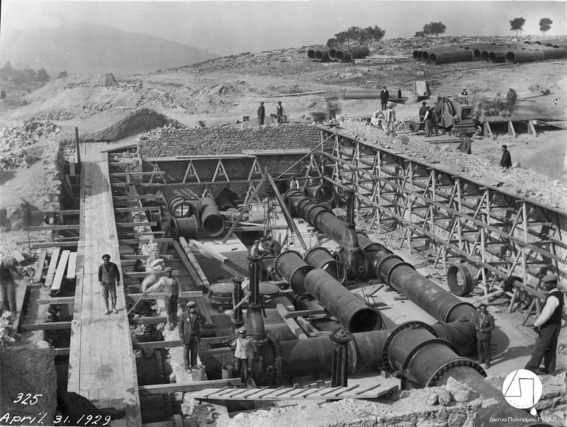 Κατασκευή υδαταποθήκης στο Γαλάτσι, 1929/Φωτογραφία: Ιστορικό Αρχείο ΕΥΔΑΠ
