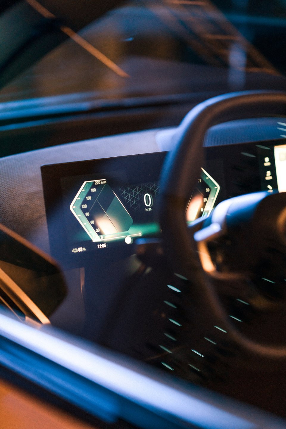 Η BMW παρουσιάζει το νέο iDrive