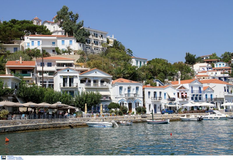 Το κόλπο των Ικαριατών για να αποφύγουν επιθέσεις πειρατών - Φωτογραφία: Intimenews/ΒΟΛΙΤΑΚΗΣ ΣΤΕΛΙΟΣ
