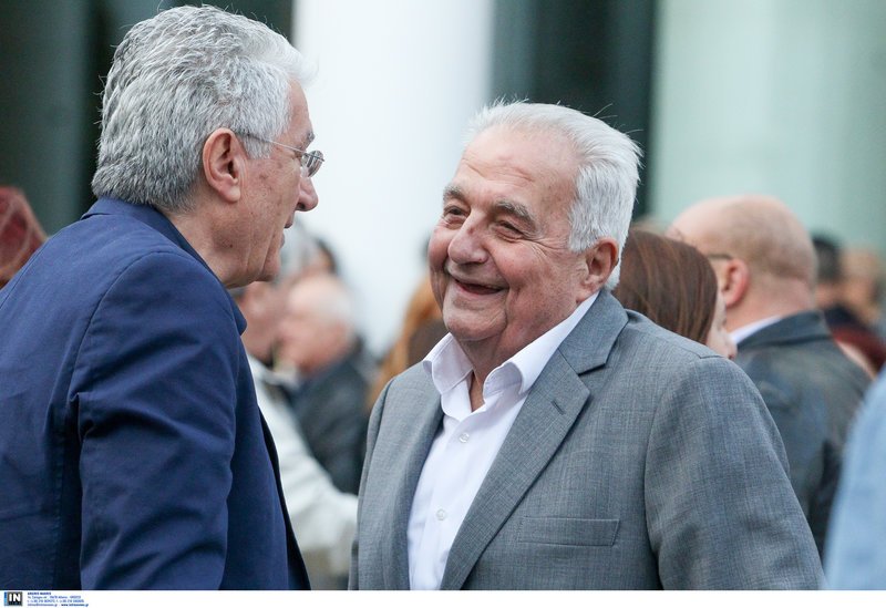 Ο Αλέκος Φλαμπουράρης στην παρουσίαση του προγράμματος του Ν. Ηλιόπουλου