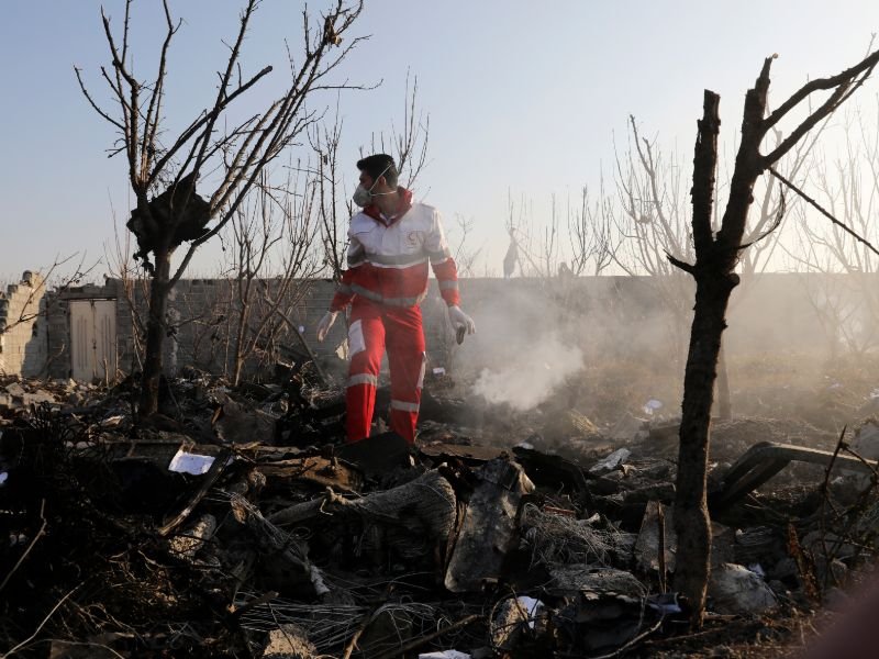 Ερευνες στα συντρίμμια της μοιραίας πτήσεις