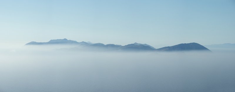 Η ομίχλη ως όριο. Φωτογραφία του Γιώργη Γερόλυμπου.