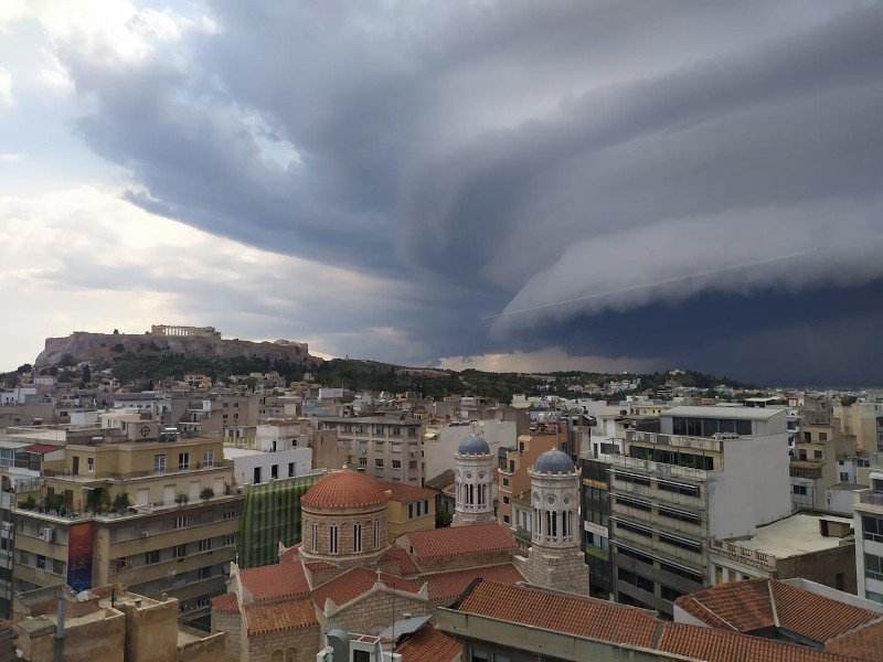 Εντυπωσιακό νέφος καταιγίδας που έπληξε την Αθήνα στις 3 Οκτωβρίου 2019 -Φωτογραφία: meteo.gr