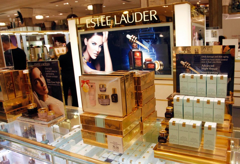 Η εταιρεία καλλυντικών Estee Lauder σημείωσε μεγάλη άνοδο στα κέρδη της χάρη στην αύξηση των πωλήσεων στην Ασία