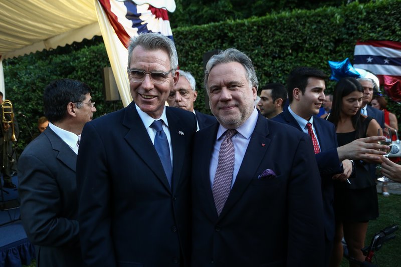 Πάιτ με Κατρούγκαλο