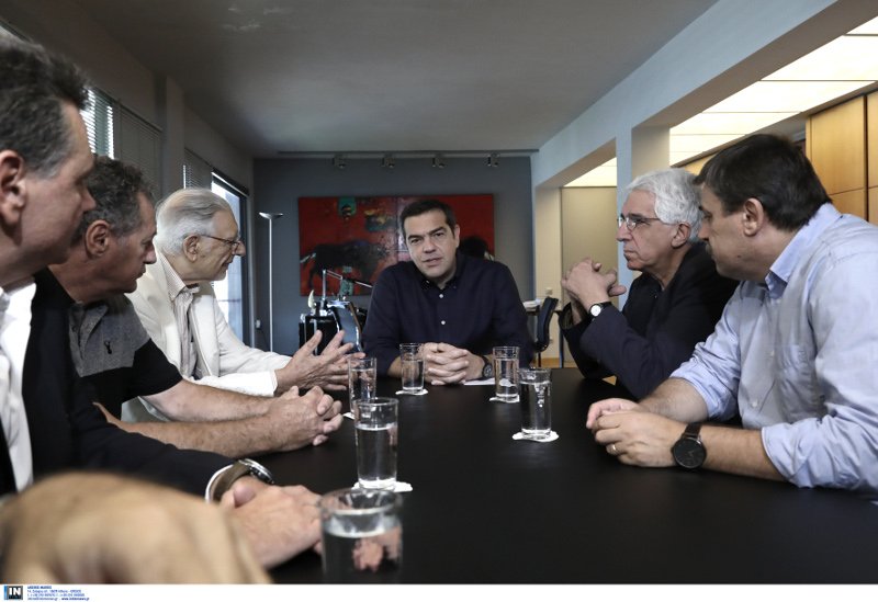 Συνάντηση του Αλέξη Τσίπρα με την διοίκηση του ΚΕΘΕΑ