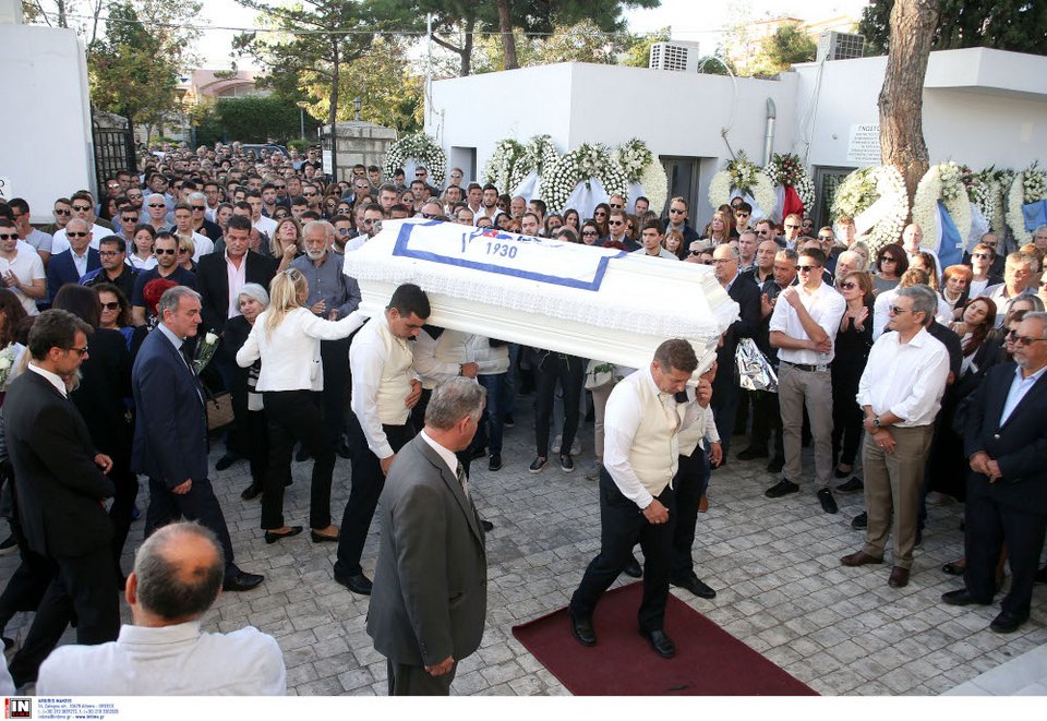 κηδεία αδαμάντιου μαντη
