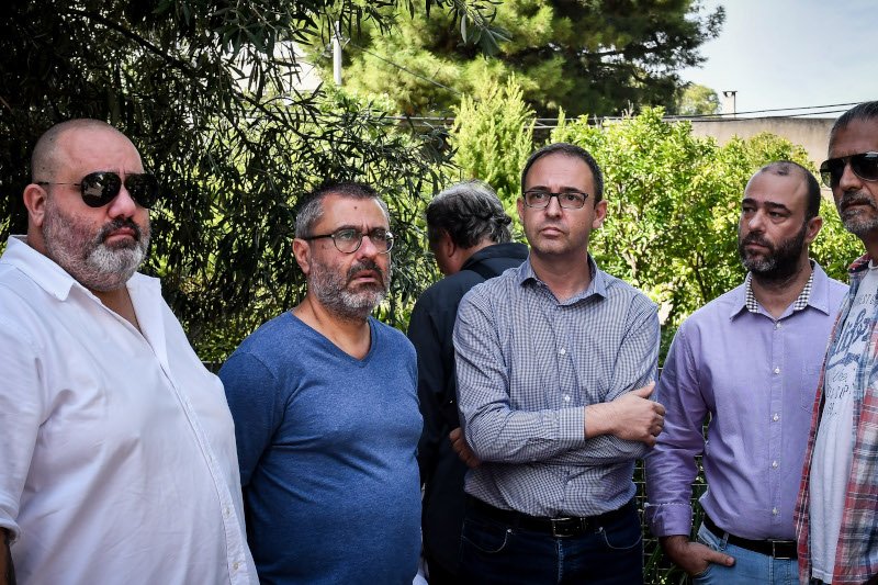 Κώστας Καραπαπάς, Νίκος Γαβαλάς και δημοσιογράφοι