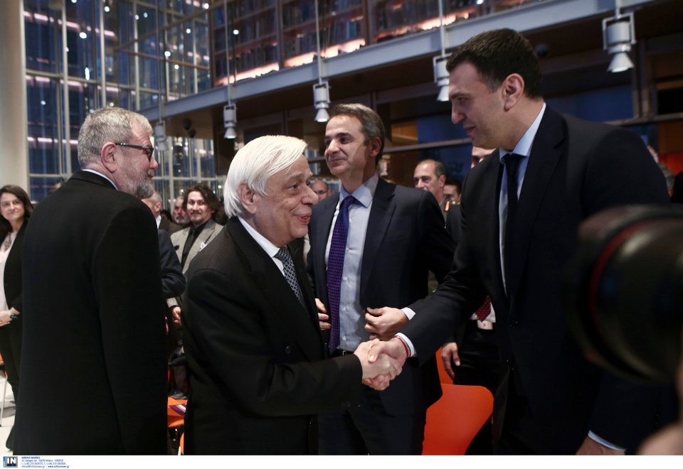 O Προκόπης Παυλόπουλος με τον Βασίλη Κικίλια -Φωτογραφία: Intime
