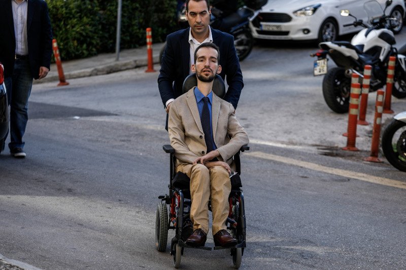 Στέλιος Κυμπουρόπουλος