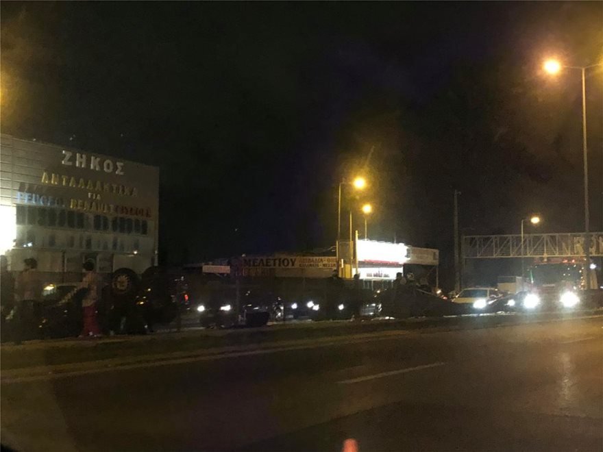 Σοβαρό τροχαίο στον Κηφισό/ Φωτογραφία: piraeuspress