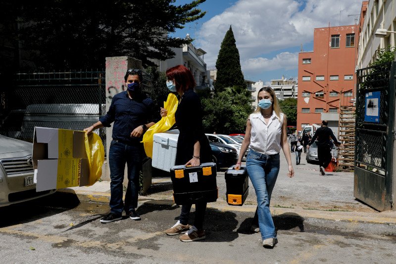 Οι ευπαθείς ομάδες θα έχουν προτεραιότητα για τις κινητές μονάδες του ΕΟΔΥ /Φωτογραφία: EUROKINISSI/ΚΟΝΤΑΡΙΝΗΣ ΓΙΩΡΓΟΣ