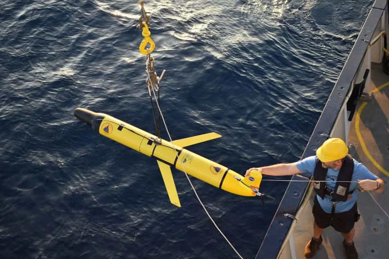 σκαφος κιτρινο