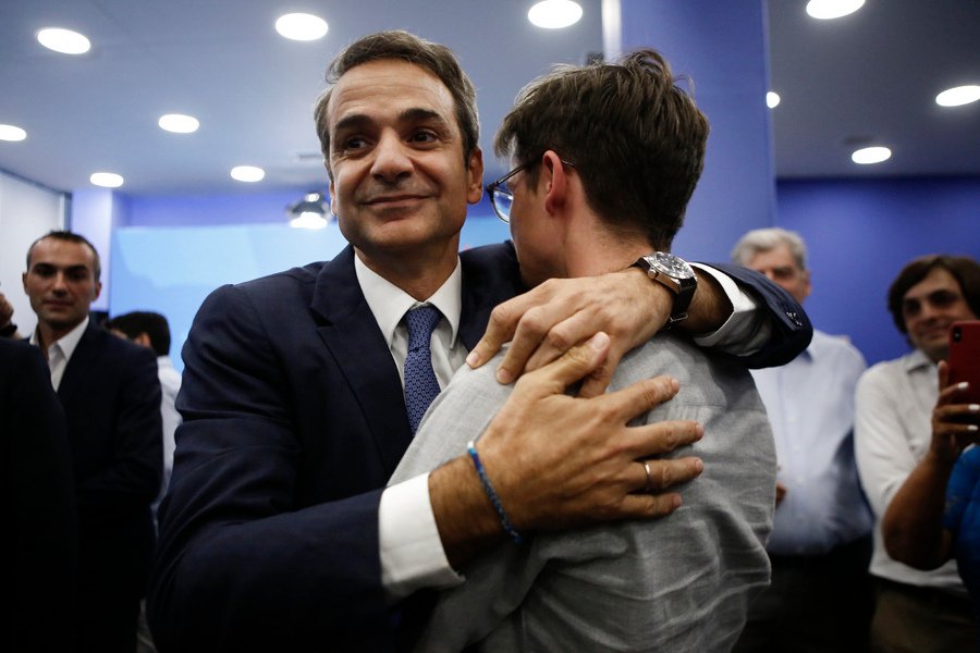 Κυριάκος Μητσοτάκης με τον γιο του