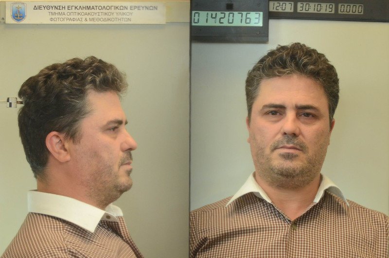 50) (επ.) DAJA (ον.) Aleksander του Refat και της Rukie , γεν. 03-06-1976 στην Αλβανία