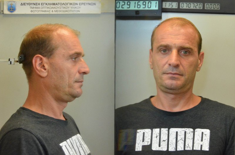 59) (επ.) ROTARU (ον.) Dinu του Vasile και της Maria , γεν. 15/06/1975 στη Ρουμανία