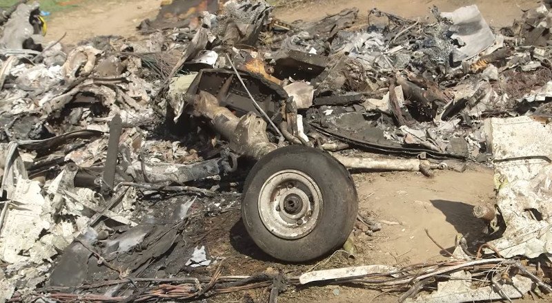 Το ελικόπτερο κάηκε σχεδόν ολόκληρο από την συντριβή