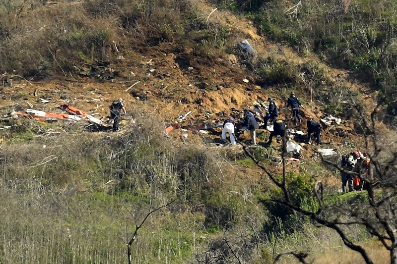 Το ελικόπτερο στο οποίο επέβαινε ο Κόμπι Μπράιαντ και η 13χρονη κόρη του, συνετρίβη σε μία απότομη πλαγιά στην περιοχή Καλαμπάσας της Καλιφόρνια
