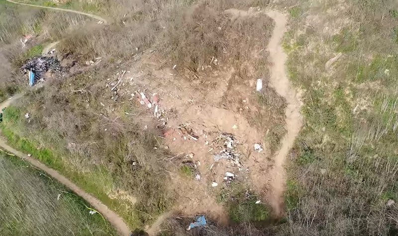 To drone κατέγραψε το μέγεθος της καταστροφής από την συντριβή του ελικοπτέρου