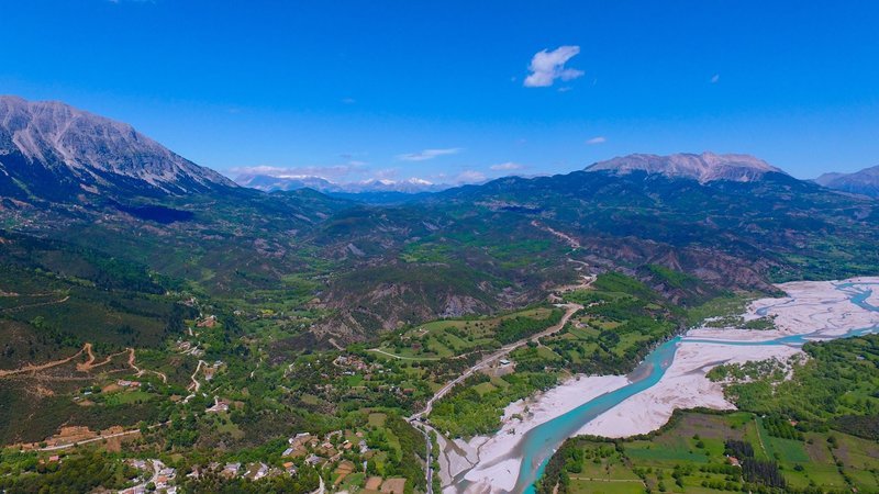 Η αρχική ιδέα των εκδηλώσεων ήταν του Αντώνη Κοσσυβάκη-στέλεχος του Ευρωπαϊκού Κοινοβουλίου