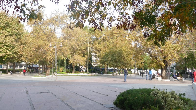 κορωνοϊός mini lockdown Λάρισα