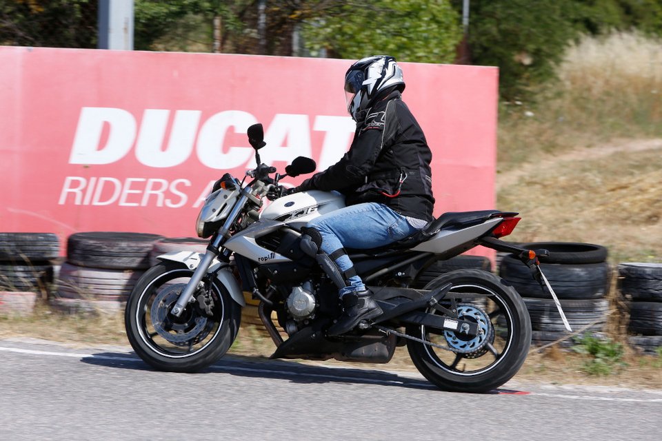 Ημερίδα επιμόρφωσης Εκπαιδευτών Σχολών Οδηγών από τη Ducati