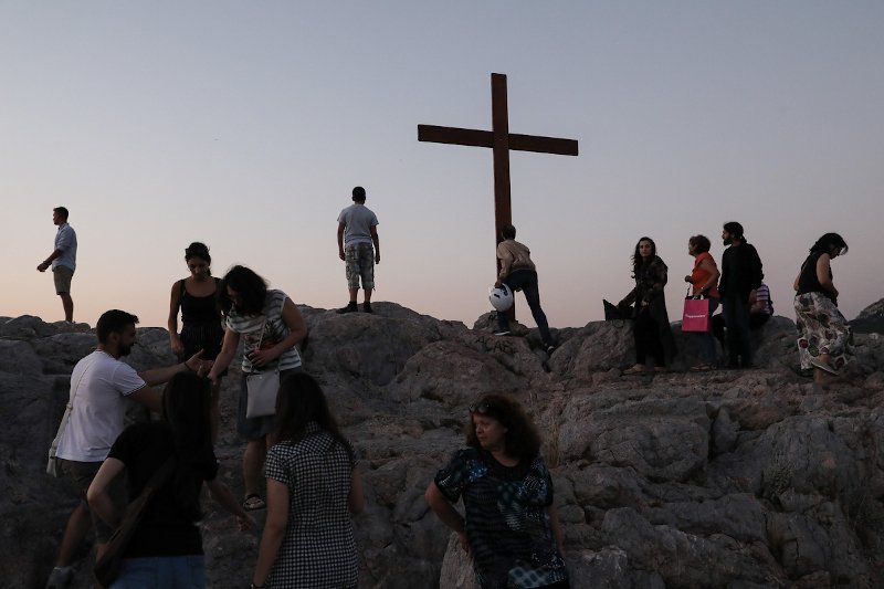 Κόσμος στη Πνύκα