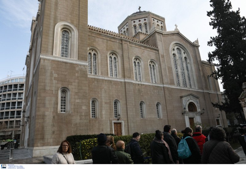 Κώστας Βουτσάς λαϊκό προσκύνημα