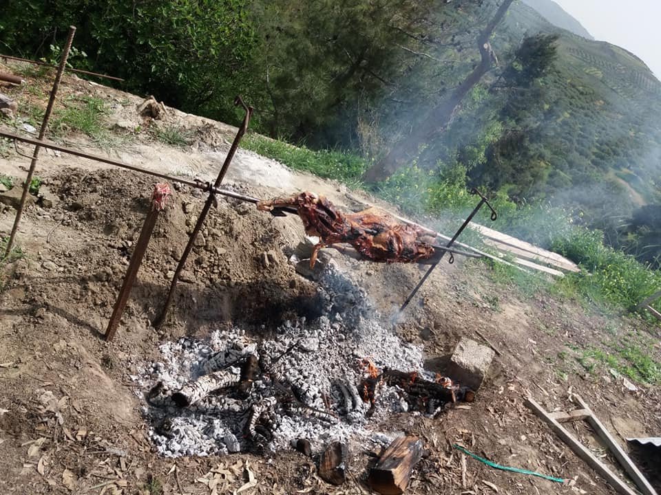 Ψήσιμο οβελία στην Κρήτη