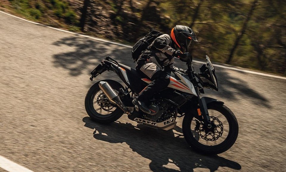 Νέα KTM 390 Adventure