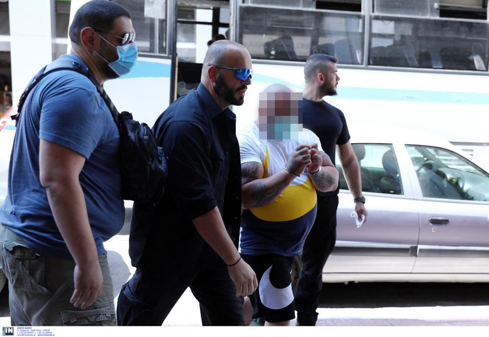 Πώς δρούσε η εγκληματική οργάνωση των εκβιαστών: Εμπρησμοί, εκρήξεις, ξυλοδαρμοί και... κυνομαχίες