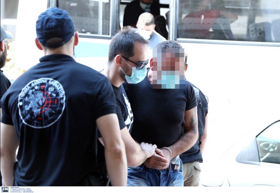 Πώς δρούσε η εγκληματική οργάνωση των εκβιαστών: Εμπρησμοί, εκρήξεις, ξυλοδαρμοί και... κυνομαχίες