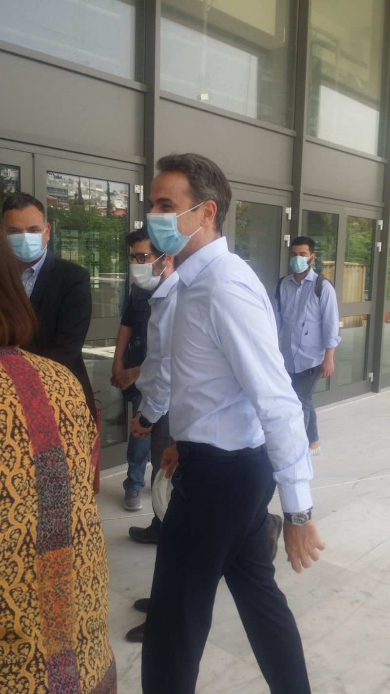 Κυριάκος Μητσοτάκης στο εργοτάξιο της Εθνικής Πινακοθήκης 