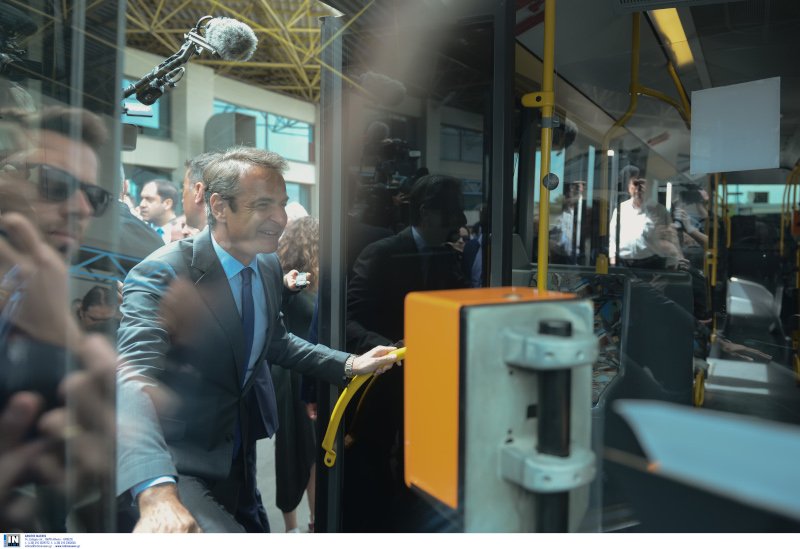 Κυριάκος Μητσοτάκης λεωφορείο