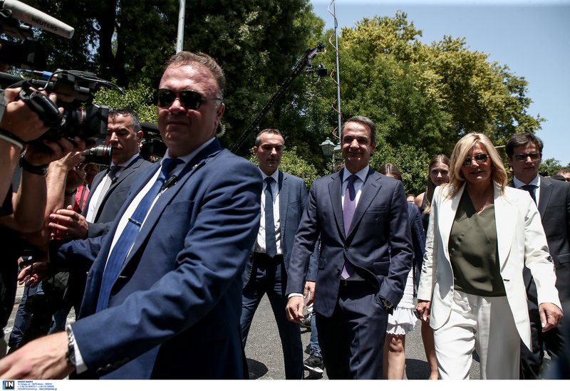 Ο Κυριάκος Μητσοτάκης και η σύζυγος του Μαρέβα Γκραμπόφσκι