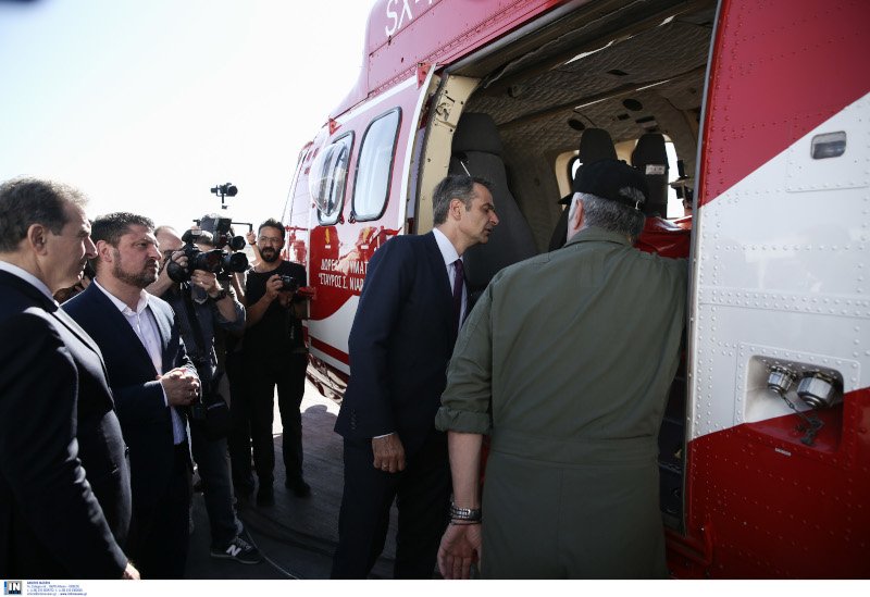 Κυριάκος Μητσοτάκης Πυροσβεστικά οχήματα Παπαστράτος